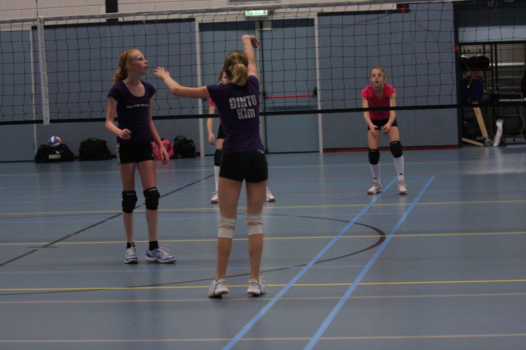 Dinto meiden in Regiofinale 2×2 toernooi