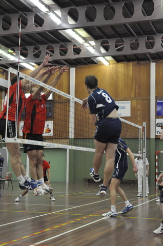 De Nijs-Dinto wint met 3-1 van Amsterdam