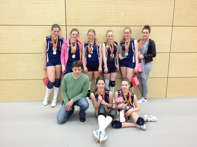 Meiden Dinto A2 Kampioen 2e klasse A