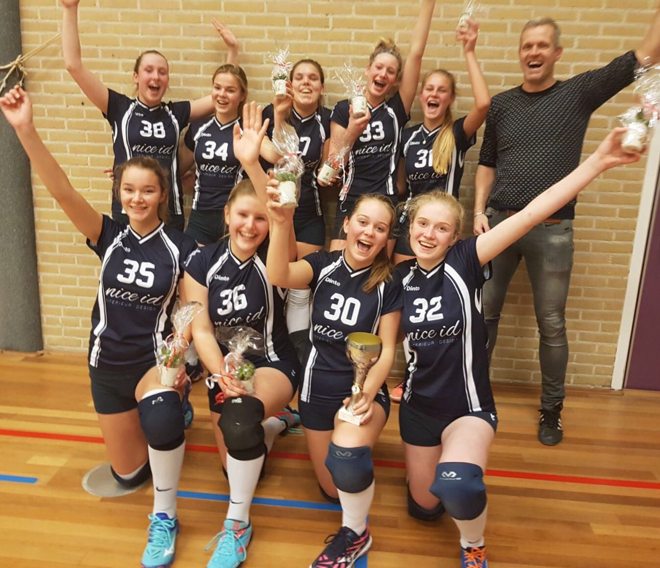 Dinto MB 1 kampioen hoofdklasse A