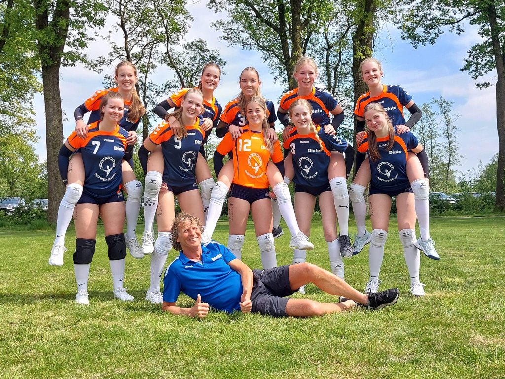 Dinto MB eindigen als 4e op MJT in Doezum